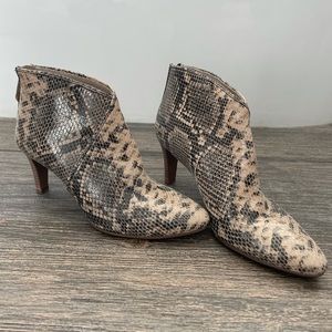Seychelles snake print bootie with 2” heel size 8